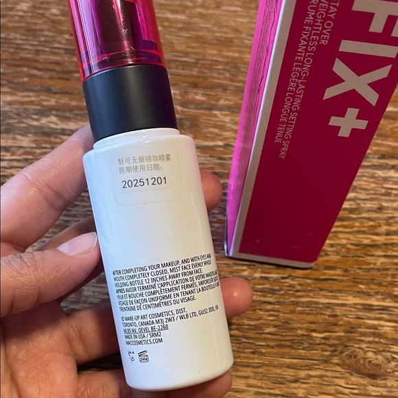 MAC Cosmetics Fix+ Stay Over Setting Spray - Red and Pink - Picture 5 of 5